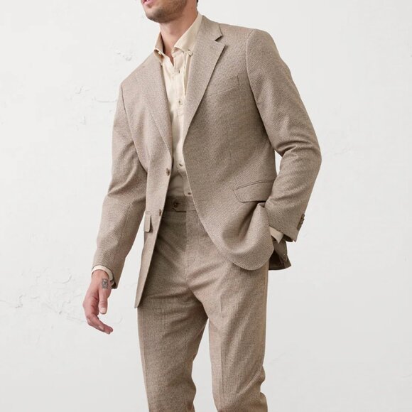 Banana Republic Factory Tailored-Fit Houndstooth Suit Jacket, Taupe, 42S, EUC - Picture 2 of 4